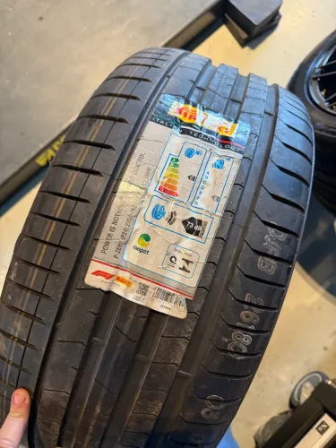 Pneu Pirelli P-Zero 275/40R20 Runflat okm