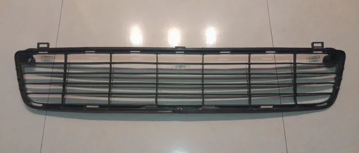 Grade Original Central do Parachoque Dianteiro Toyota Hilux Sw4 2012/2015