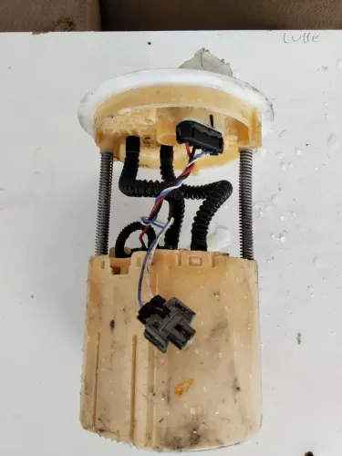 Bomba gaz Onix  13586450. Sem garantia 