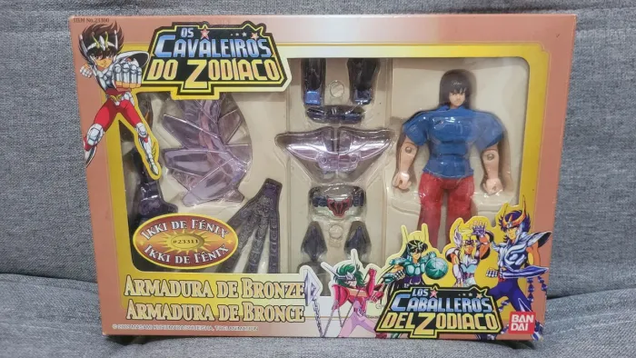 Boneco Ikki de Fênix v2 Bandai vintage diecast cavaleiros do zodíaco