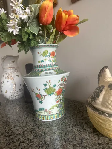 Vaso chinês de porcelana 
