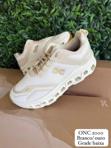 Tênis Feminino Performance Runner | ONC 2000 Everest Gold | Branco e Ouro Leveza