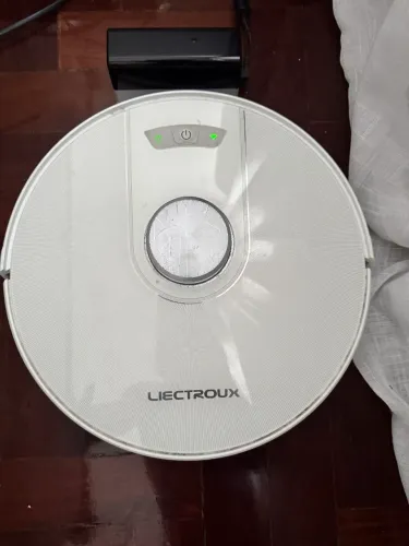 Robô aspirador 3 em 1 XR 500 aspira varre passa pano importado na caixa perfeito