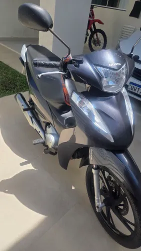 Biz 125 + Ano 2020