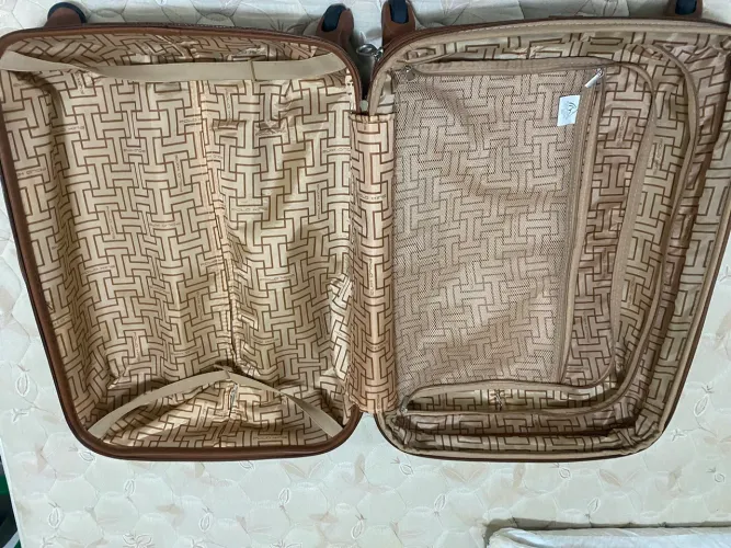 Mala de viagem em ABS rígida 