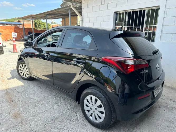 Hyundai HB20 Unique 1.0 Flex 12V Mec. 2019