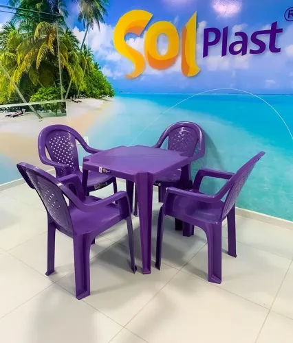Jogo de mesa cadeiras poltrona