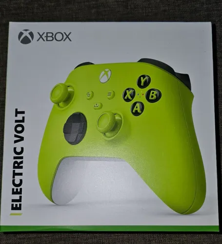 Controle Xbox Series X/S Electric Volt - Novo