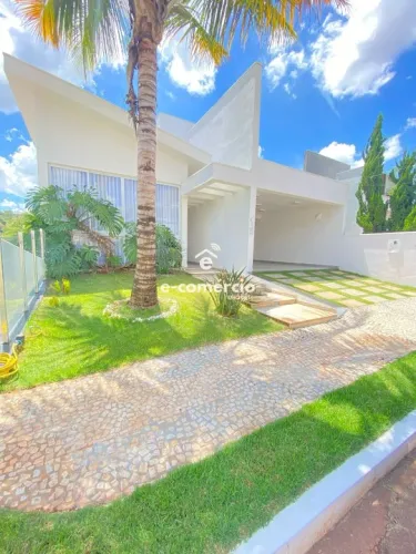 Casa em condomínio a venda, Lavras/MG