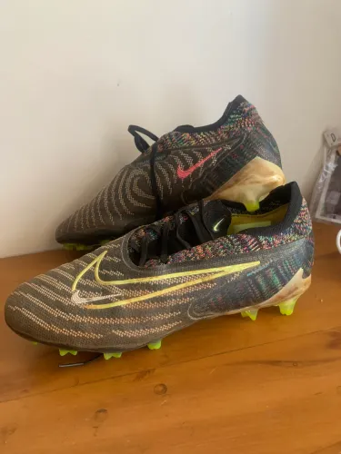 chuteira nike phantom granit