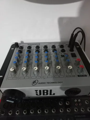 Kit Som Profissional- Mesa de som ,amplificador e Equalizador...