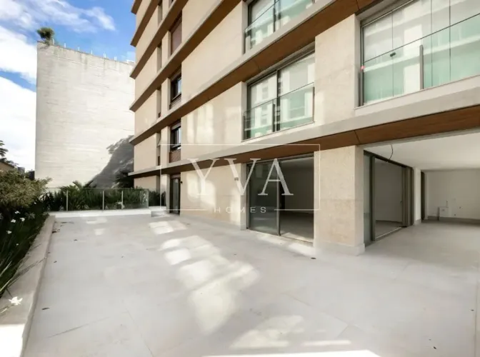 Apartamento garden quase uma casa suspensa com 354 m², 3 suítes à venda no bairro Jardim P