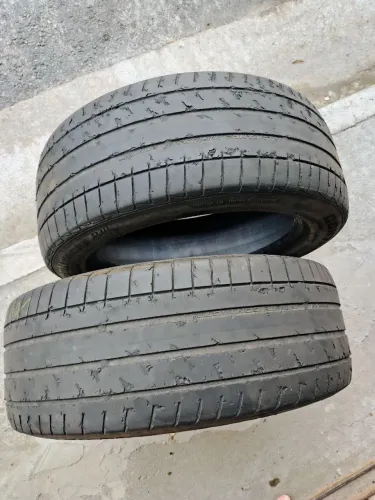 Par de Pneus Continental Extreme 215 55 R17