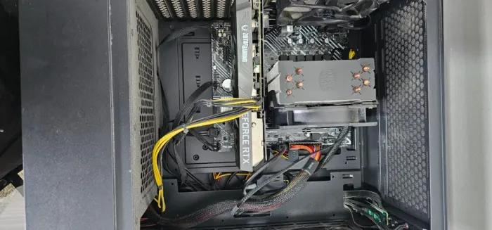 PC Gamer Intel Core i7 11ª Ger + RTX 3060 12GB - Máquina Top pouco usada