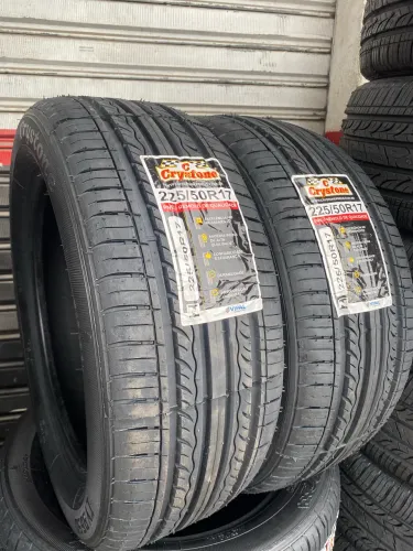 2 pneus 225/50R17 remolde