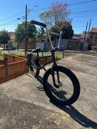     BMX Semi Profissional - Pronta para Andar