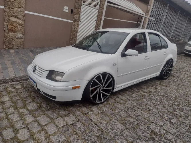 Volkswagen Bora 2.0 8V Comfortline Mec. 2001