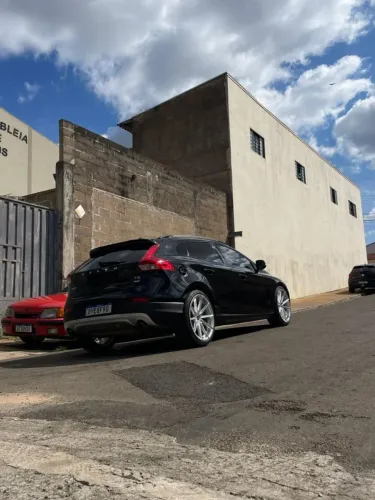 Volvo V40 T-5 Cross Country 2.0 AWD Aut. 2014