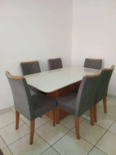 Conjunto de sala de jantar semi novo