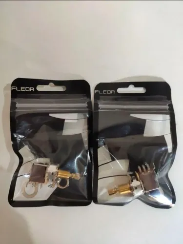 4 Potenciômetros Push Push Novos (B500k) 