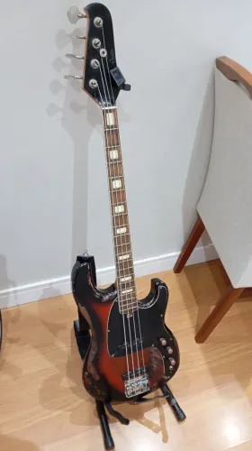 Contrabaixo Golden Roadstar 80s Bass Baixo