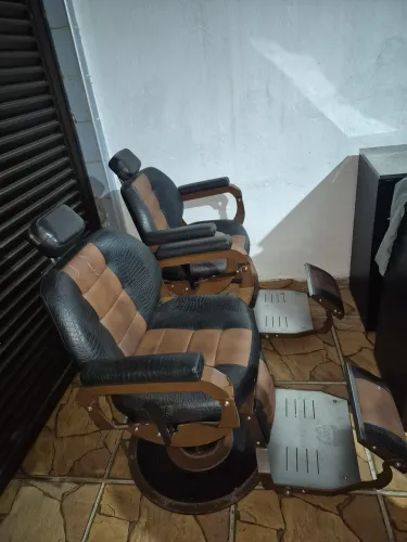 Cadeiras poltronas para barbearia