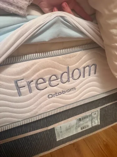 Colchão de casal Freedom Ortobom