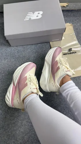 Tênis feminino premium