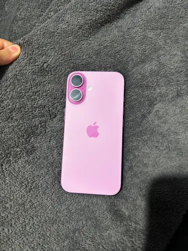 Vendo iPhone 16 rosa 128gb 