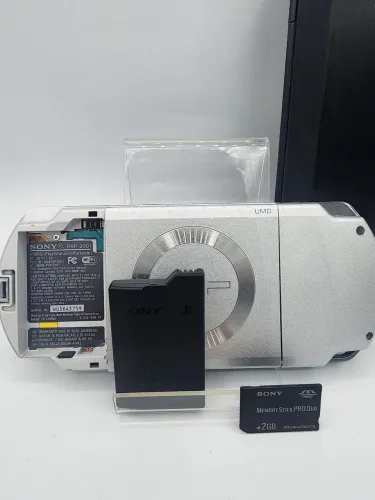 PSP 2001 Prata Sony