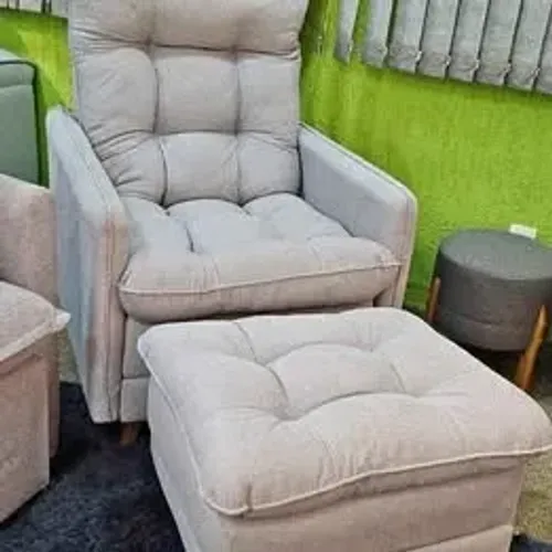 Poltrona Reclinavel Com Puff Novo Direto da Fabrica