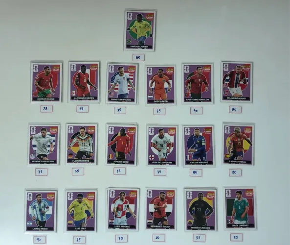 Figurinhas extras Legend lilás / regular Panini Copa do Mundo de 2026
