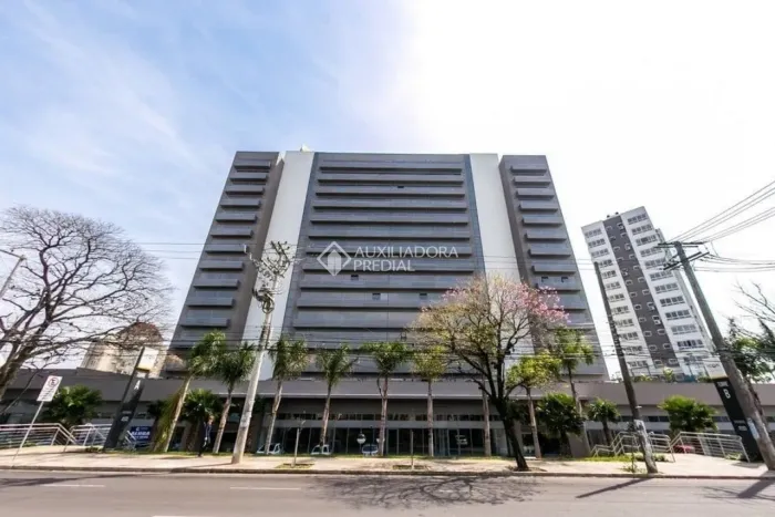 Sala comercial de 26m², no empreendimento ICON, avenida Assis Brasil