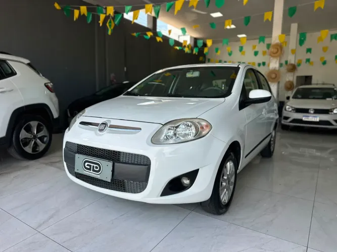 Fiat Palio Attractive 1.0 EVO Fire Flex 8V 5P 2012