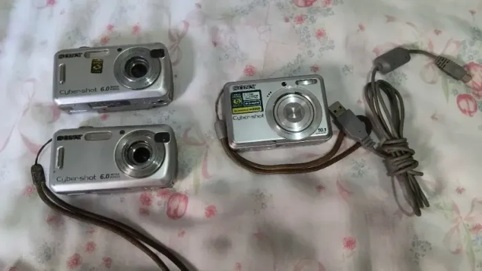 Máquinas de fotografar SONY bom estado quem vê compra