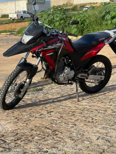 XRE 2012 300cc