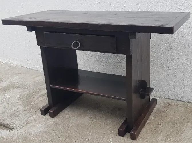 Vendo mesa/aparador.