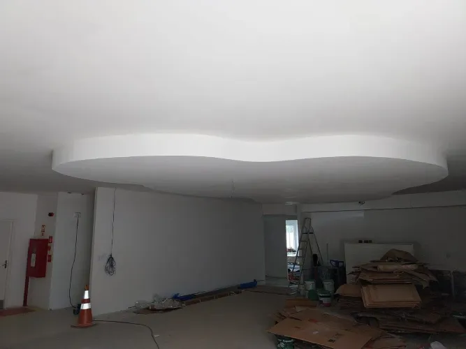 Montagem de Drywall e pintura