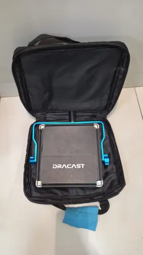 Painel de LED Dracast S Series Plus + Adaptador V-Mount Externo + Soft Case