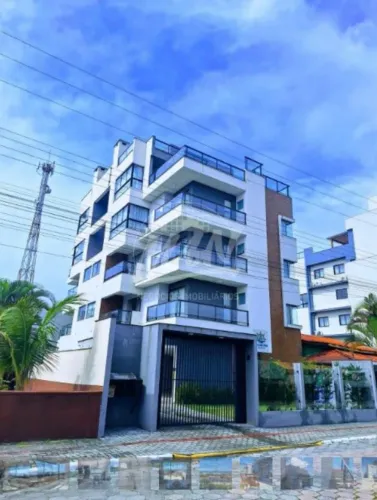 Cobertura Triplex com Piscina Aquecida Hidro e Vista 180° para o Mar No Coração de Itapoá