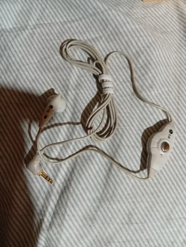 Fone de ouvido LG