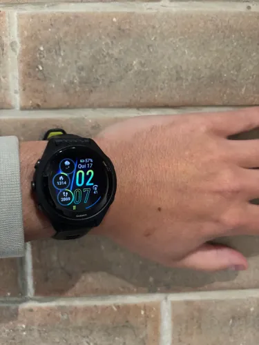 Garmin Forerunner 265S Preto/Amarelo ? AMOLED, GPS, com carregador