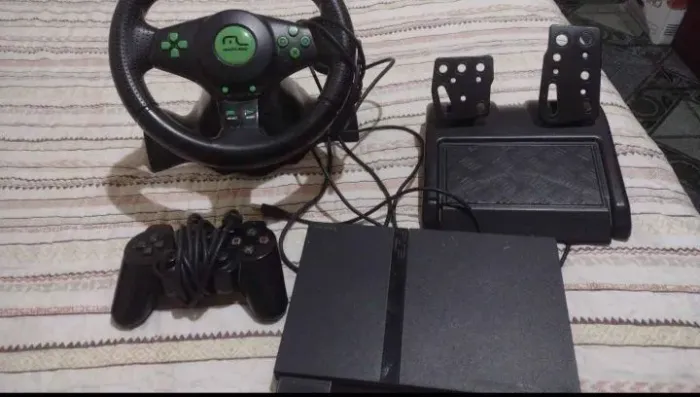 Ps2 conservado + volante 3 em 1