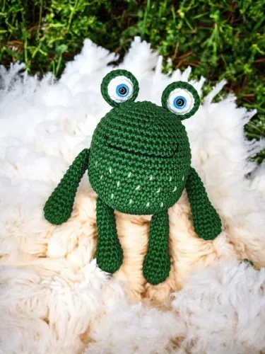 Sapinho Amigurumi