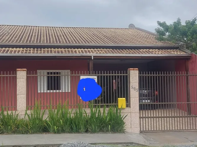 Casa 03 Dormitorios sendo 1 suíte à Venda em Joinville/SC