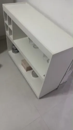 Vendo dois móveis sendo um barzinho e o outro um bife