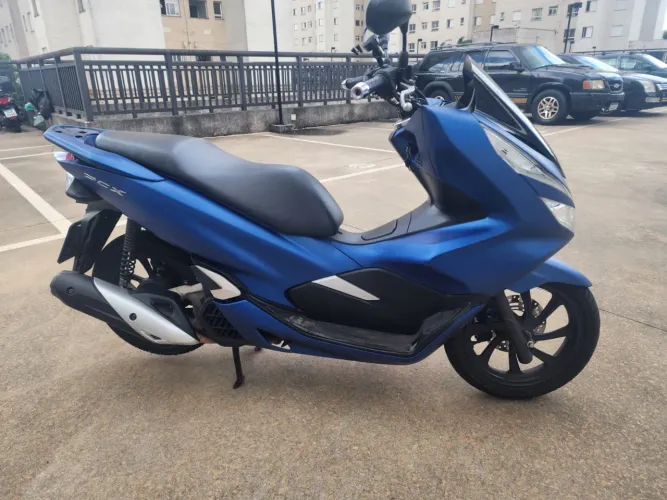 Honda PCX 2020 Azul Envelopada