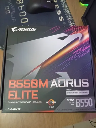 Placa Mãe B550M Aorus Elite