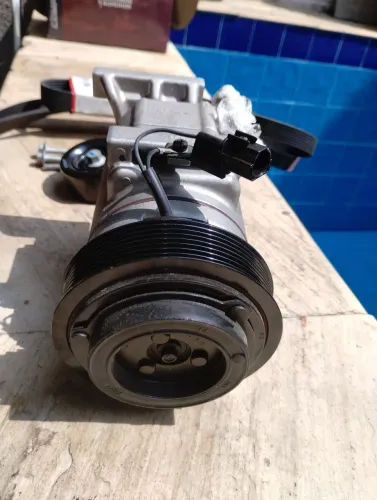 Compressor de ar condicionado Kia Bongo /Hyundai HR