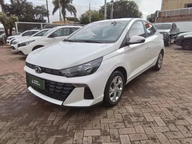 Hyundai HB20S Comfort Plus 1.0 Flex 12V Mec. 2024